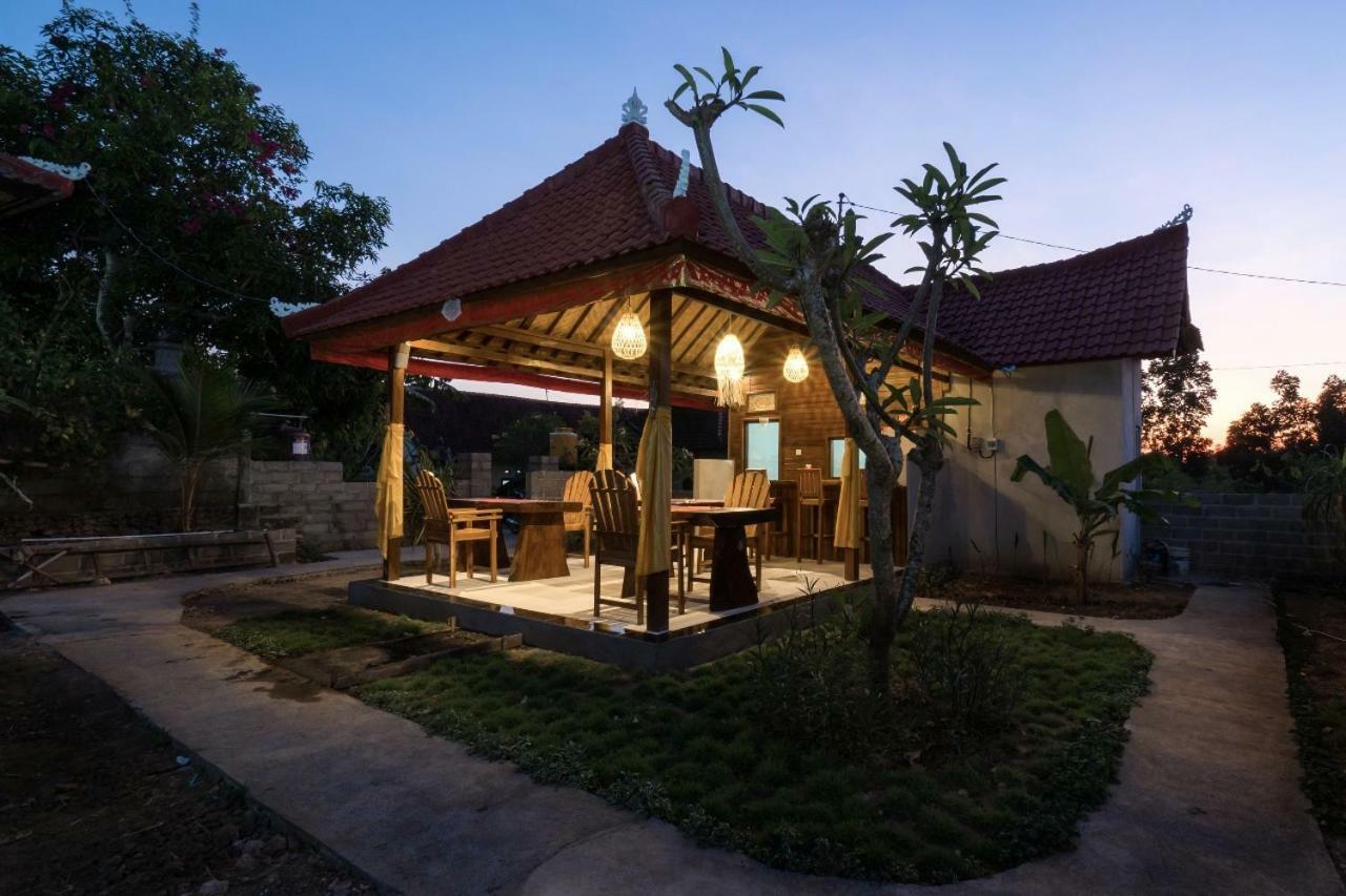 Hotel Gatri Hut Lembongan Exteriér fotografie