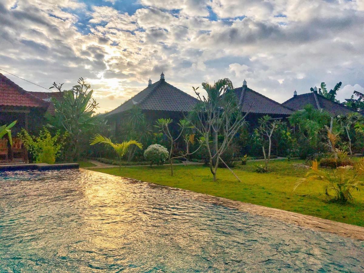 Hotel Gatri Hut Lembongan Exteriér fotografie