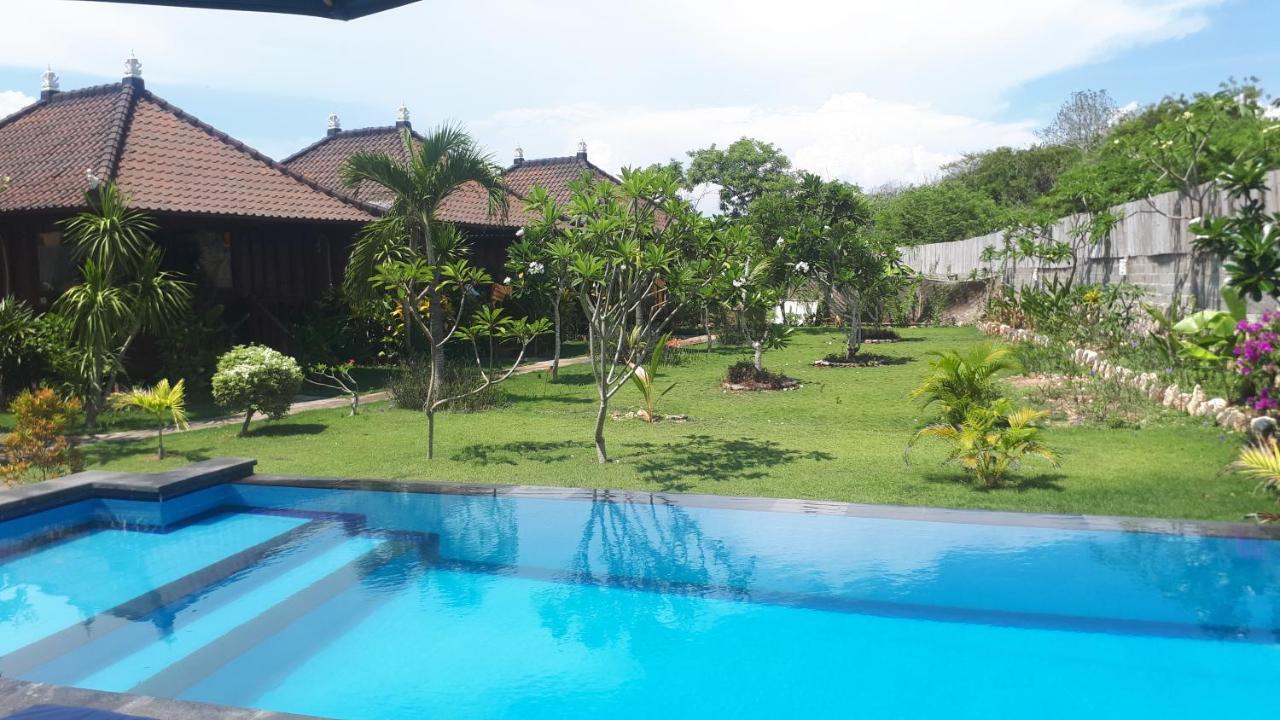 Hotel Gatri Hut Lembongan Exteriér fotografie
