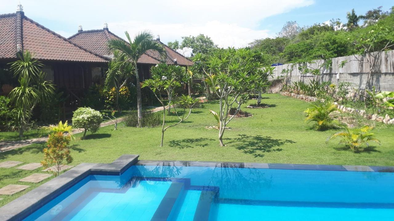 Hotel Gatri Hut Lembongan Exteriér fotografie
