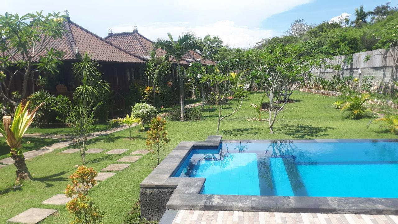 Hotel Gatri Hut Lembongan Exteriér fotografie
